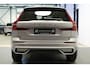 Volvo XC60 2.0 T8 AWD 335kW/456pk Aut8 Plug-in hybrid Plus Dark HARMAN/KARDON + PANORAMADAK + 360 CAMERA + HEAD-UP + BLIS + LANE ASSIST + STOEL-&STUURVERWARMING + ADAPT.CRUISE + PILOT ASSIST + MATRIX LED + KEYLESS ENTRY&GO + PARKSENSOREN V&A + 20" LM-VELGEN!!