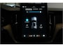 Volvo XC60 2.0 T8 AWD 335kW/456pk Aut8 Plug-in hybrid Plus Dark HARMAN/KARDON + PANORAMADAK + 360 CAMERA + HEAD-UP + BLIS + LANE ASSIST + STOEL-&STUURVERWARMING + ADAPT.CRUISE + PILOT ASSIST + MATRIX LED + KEYLESS ENTRY&GO + PARKSENSOREN V&A + 20" LM-VELGEN!!
