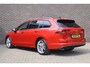 Volkswagen Golf Variant 1.0 eTSI 110pk DSG Life | Navigatie | Trekhaak Afneembaar | Ergonomische Bestuurdersstoel
