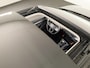 Volkswagen Golf 1.5 eHybrid Style Edition 204 pk Automaat (DSG) | Verlengde garantie | Navigatie via App | Panoramadak | Parkeersensoren (Park assist) | Achteruitrijcamera | Stoelverwarming |