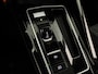 Volkswagen Golf 1.5 eHybrid Style Edition 204 pk Automaat (DSG) | Verlengde garantie | Navigatie via App | Panoramadak | Parkeersensoren (Park assist) | Achteruitrijcamera | Stoelverwarming |