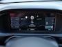 Jeep Avenger Longitude 54 kWh | Accu 98% | Warmtepomp | AppleCarPlay/Android | Parkeersensoren achter | 16'' LM velgen