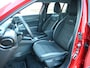 Jeep Avenger Longitude 54 kWh | Accu 98% | Warmtepomp | AppleCarPlay/Android | Parkeersensoren achter | 16'' LM velgen