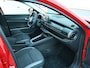 Jeep Avenger Longitude 54 kWh | Accu 98% | Warmtepomp | AppleCarPlay/Android | Parkeersensoren achter | 16'' LM velgen