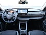 Jeep Avenger Longitude 54 kWh | Accu 98% | Warmtepomp | AppleCarPlay/Android | Parkeersensoren achter | 16'' LM velgen