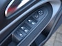 Jeep Avenger Longitude 54 kWh | Accu 98% | Warmtepomp | AppleCarPlay/Android | Parkeersensoren achter | 16'' LM velgen