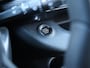 Jeep Avenger Longitude 54 kWh | Accu 98% | Warmtepomp | AppleCarPlay/Android | Parkeersensoren achter | 16'' LM velgen
