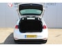 Volkswagen Golf 1.2-110pk TSI Business Edition Connected 5drs. Mooie sportieve VW Golf CUP! Stoelverwarming, LM wielen, parkeersensoren v+a, parkeerassist, cruise control, telefoonvoorb., autm. airco dual etc.