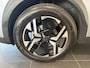 Peugeot 2008 1.2 PureTech 100 Allure | Hoge Instap! | Climate Control | Navigatie | Apple Carplay / Android Auto | Parkeersensoren