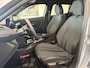 Peugeot 2008 1.2 PureTech 100 Allure | Hoge Instap! | Climate Control | Navigatie | Apple Carplay / Android Auto | Parkeersensoren