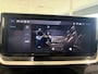 Peugeot 2008 1.2 PureTech 100 Allure | Hoge Instap! | Climate Control | Navigatie | Apple Carplay / Android Auto | Parkeersensoren