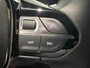 Peugeot 2008 1.2 PureTech 100 Allure | Hoge Instap! | Climate Control | Navigatie | Apple Carplay / Android Auto | Parkeersensoren