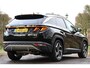 Hyundai Tucson 1.6 T-GDI 265pk PHEV Premium 4WD | Lederen bekleding | Carplay | Navigatie | Elektrische achterklep | Full - Led | 360 Camera | KRELL Audio | Elek. Stoelen | Winterpakket | Stoelventilatie | Dodehoek Detectie