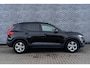 Volvo XC40 1.5 T3 | Navigatie | Achteruitrijcamera | Parkeersensoren | Cruise Control | Airconditioning | Verwarmde voorruit | Volvo On Call
