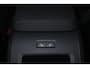 Volvo XC60 T6 Recharge AWD Plus Dark - Panorama/schuifdak - IntelliSafe Assist & Surround - 360º Camera - Harman/Kardon audio - Adaptieve LED koplampen - Verwarmde voorstoelen, stuur & achterbank - Parkeersensoren voor & achter - Elektr. bedienb. voorstoelen met geheugen - Head up display - Draadloze tel. lader - Extra getint glas - 19' LMV