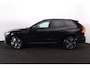 Volvo XC60 T6 Recharge AWD Plus Dark - Panorama/schuifdak - IntelliSafe Assist & Surround - 360º Camera - Harman/Kardon audio - Adaptieve LED koplampen - Verwarmde voorstoelen, stuur & achterbank - Parkeersensoren voor & achter - Elektr. bedienb. voorstoelen met geheugen - Head up display - Draadloze tel. lader - Extra getint glas - 19' LMV