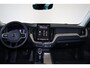 Volvo XC60 T6 Recharge AWD Plus Dark - Panorama/schuifdak - IntelliSafe Assist & Surround - 360º Camera - Harman/Kardon audio - Adaptieve LED koplampen - Verwarmde voorstoelen, stuur & achterbank - Parkeersensoren voor & achter - Elektr. bedienb. voorstoelen met geheugen - Head up display - Draadloze tel. lader - Extra getint glas - 19' LMV