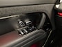Land Rover Range Rover Sport 3.0 P460e Dynamic S PHEV 460Pk Automaat (PANORAMADAK, FACELIFT, LUCHTVERING, MERIDIAN, STOELVERWARMING ACHTER, APPLE CARPLAY, MEMORY SEATS, ADAPTIVE CRUISE, TREKHAAK, 360 CAMERA, NIEUWSTAAT)