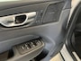 Volvo XC60 2.0 T8 Plug-in hybrid AWD Plus Dark - Panorama - Trekhaak - Memory