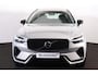 Volvo XC60 T6 Recharge AWD Plus Dark - Panorama/schuifdak - IntelliSafe Assist & Surround - Parkeercamera achter - Verwarmde voorstoelen, stuur & achterbank - Parkeersensoren voor & achter - Elektr. bedienb. voorstoelen met geheugen - Draadloze tel. lader - Standkachel - 19' LMV