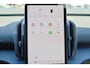 Volvo EX30 Extended Range Plus 69 kWh - Adaptive Cruise Control - BLIS dodehoekassistentie - Harman Kardon premium audio - Keyless Drive - Elektr. bedienbare achterklep - Parkeersensoren voor & achter - Parkeercamera achter - Google infotainment met Google Maps navigatie - Extra getint glas - 19' LMV