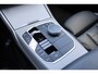 BMW 3-Serie 320e Sedan Facelift - zwart leder - 19 Inch - Head Up - Nederlandse BMW - Dealer onderhouden - Geblindeerde ramen - Sport Stoelen - Achteruitrijcamera - Hifi speakers