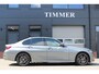 BMW 3-Serie 320e Sedan Facelift - zwart leder - 19 Inch - Head Up - Nederlandse BMW - Dealer onderhouden - Geblindeerde ramen - Sport Stoelen - Achteruitrijcamera - Hifi speakers