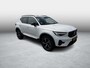 Volvo XC40 2.0 B4 Plus Dark | Parkeerverwarming | Panoramadak | 360 Graden Camera | Keyless Entry | Elektrische Achterklep | Navigatie | Apple Carplay | Android Auto | Elektrisch Verstelbare Voorstoelen