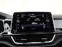 Volkswagen T-Roc 1.5 TSI R-Line 150 pk DSG | Navigatie | Adaptieve Cruise Control | Camera | Ergo-Stoel | Trekhaak | LED |