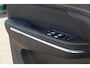 Lynk & Co 01 276PK Automaat Core / Adaptieve cruise control / Stoel - en stuurwielverarming / Parkeersensoren met camera / Apple carplay / Trekhaak / Metallic lak / 19" lichtmetalen velgen