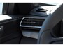Lynk & Co 01 276PK Automaat Core / Adaptieve cruise control / Stoel - en stuurwielverarming / Parkeersensoren met camera / Apple carplay / Trekhaak / Metallic lak / 19" lichtmetalen velgen