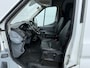 Ford Transit 2.0 TDCI 130PK L2H2 Airco Cruise Control Parkeersensoren Stoelverwarming Zwaailampen Kastwand Inbouw
