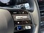 Hyundai Inster E-Motion 49 kWh / lage kilometers / Airco (automatisch) / Navigatiesysteem / Apple Carplay/Android Auto /