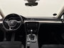 Volkswagen Passat Variant 1.5 TSI Highline | Automaat | Adaptive cruise | Stoelverwarming | CarPlay | Camera | Trekhaak