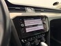 Volkswagen Passat Variant 1.5 TSI Highline | Automaat | Adaptive cruise | Stoelverwarming | CarPlay | Camera | Trekhaak