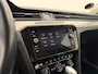 Volkswagen Passat Variant 1.5 TSI Highline | Automaat | Adaptive cruise | Stoelverwarming | CarPlay | Camera | Trekhaak