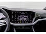 Volkswagen Touareg R 3.0 TSI 462pk eHybrid 4MOTION | SoH 98% | Panoramadak | Luchtvering| Head-up