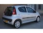 Peugeot 107 1.0 75pk Automaat Active Premium Pack 5Drs Airco LED Radio/CD Elek.pakket *NL auto* 100398km! 1e Eigenaar