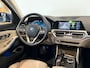 BMW 3-Serie Touring 330e Luxury - Panorama - Memory - HiFi - Keyless