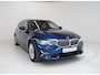 BMW 3-Serie Touring 330e Luxury - Panorama - Memory - HiFi - Keyless