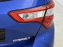 Toyota Yaris 1.5 Hybrid Bi-Tone Plus | BTW voertuig | Navigatie | Cruise control | achteruitrijcamera | Spiegels elektrisch inklapbaar | Keyless Entry/start | Onderweg-naar-dealer