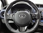 Toyota Yaris 1.5 Hybrid Bi-Tone Plus | BTW voertuig | Navigatie | Cruise control | achteruitrijcamera | Spiegels elektrisch inklapbaar | Keyless Entry/start | Onderweg-naar-dealer