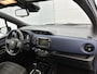 Toyota Yaris 1.5 Hybrid Bi-Tone Plus | BTW voertuig | Navigatie | Cruise control | achteruitrijcamera | Spiegels elektrisch inklapbaar | Keyless Entry/start | Onderweg-naar-dealer