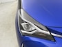 Toyota Yaris 1.5 Hybrid Bi-Tone Plus | BTW voertuig | Navigatie | Cruise control | achteruitrijcamera | Spiegels elektrisch inklapbaar | Keyless Entry/start | Onderweg-naar-dealer