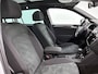 Volkswagen Tiguan 1.5 TSI ACT R-Line | Automaat | Adaptive cruise | Stoelverwarming | Camera | Navigatie | Panoramadak