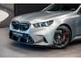 BMW M5 5-serie Touring *Bowers & Wilkins / M-Driver's Package / Stoelventilatie / Panorama / Carbon in- exterieur / Surround-View*