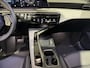 Peugeot E-3008 Allure 73 kWh | Panoramascherm | Keyless Entry & Start | Soh (batterijcheck) Waarde 96,5 %