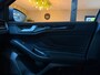 Ford Focus Wagon 1.0 EcoBoost Hybrid ST-Line | 2023 | Automaat | StuurVW | StoelVW | CarPlay | Navi | LED | PDC | Rijklaar