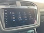 Volkswagen Tiguan 1.4TSIeHybrid 180kW/245PK R-Line · Panoramadak · Leder · Trekhaak · Camera · Dodehoeksensor · Stoelverwarming ·