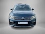 Volkswagen Tiguan 1.4TSIeHybrid 180kW/245PK R-Line · Panoramadak · Leder · Trekhaak · Camera · Dodehoeksensor · Stoelverwarming ·